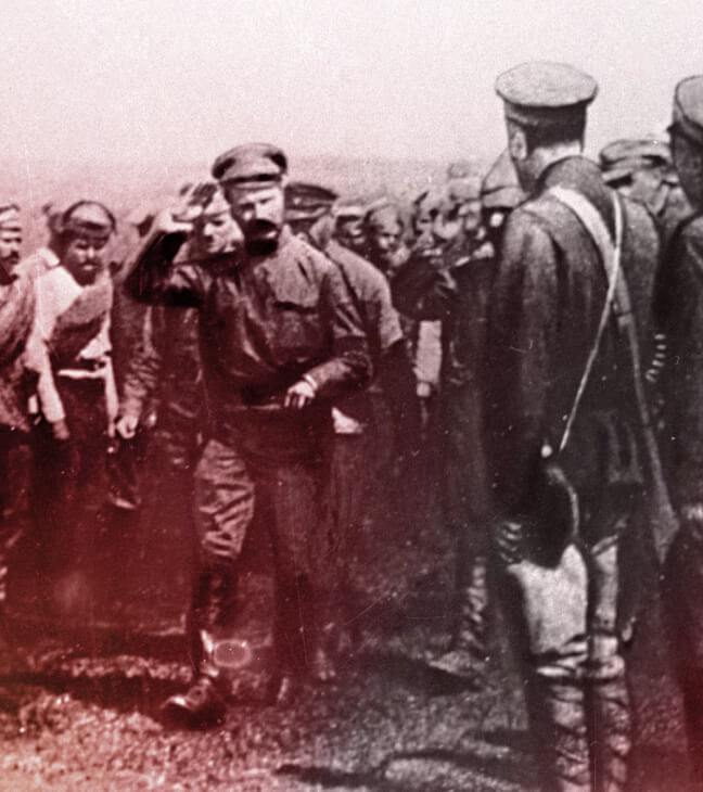 М. В. Фрунзе на смотре Татарской бригады. Восточный фронт. 1919. Фотография.